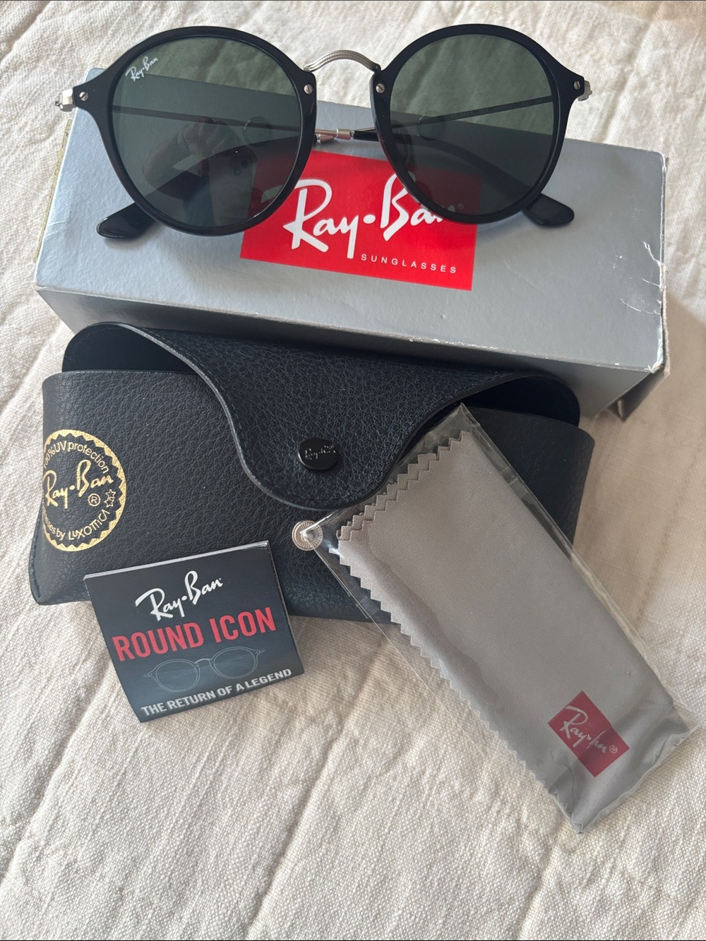 Ray-Ban Black icon Frame Sunglasses with Dark Grey Lenses - Round Icon